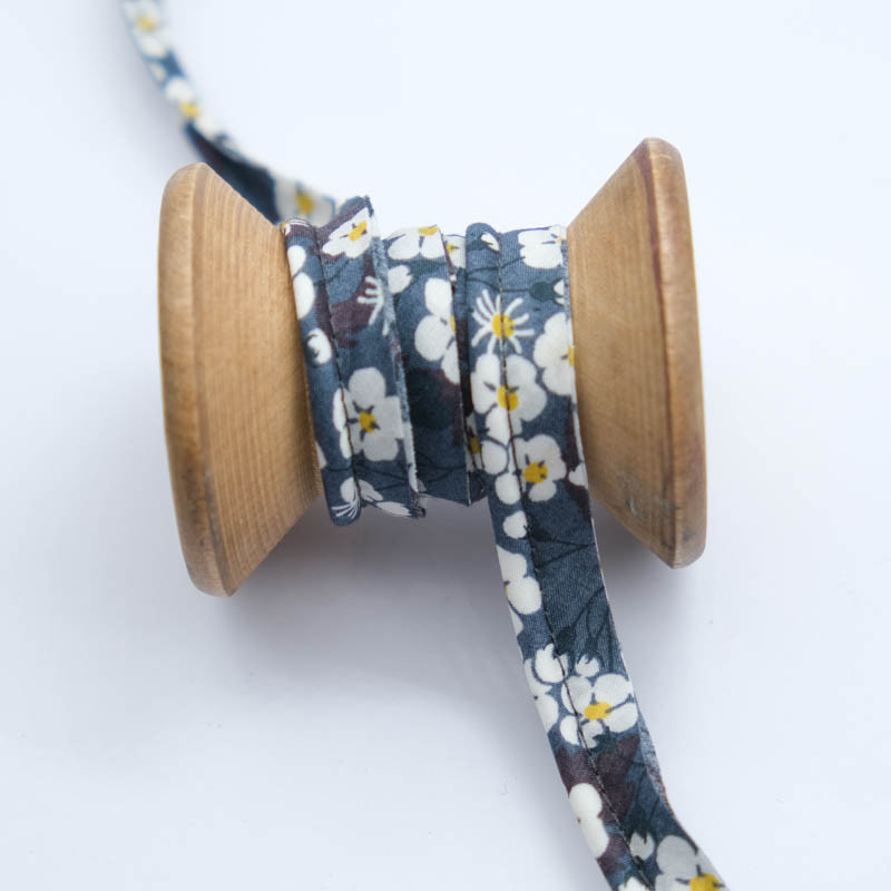 Liberty Fabrics Mitsi Blue Piping - Maison Klem